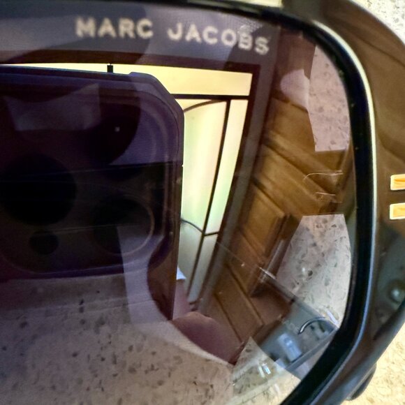 Marc Jacobs Sunglasses main image 4